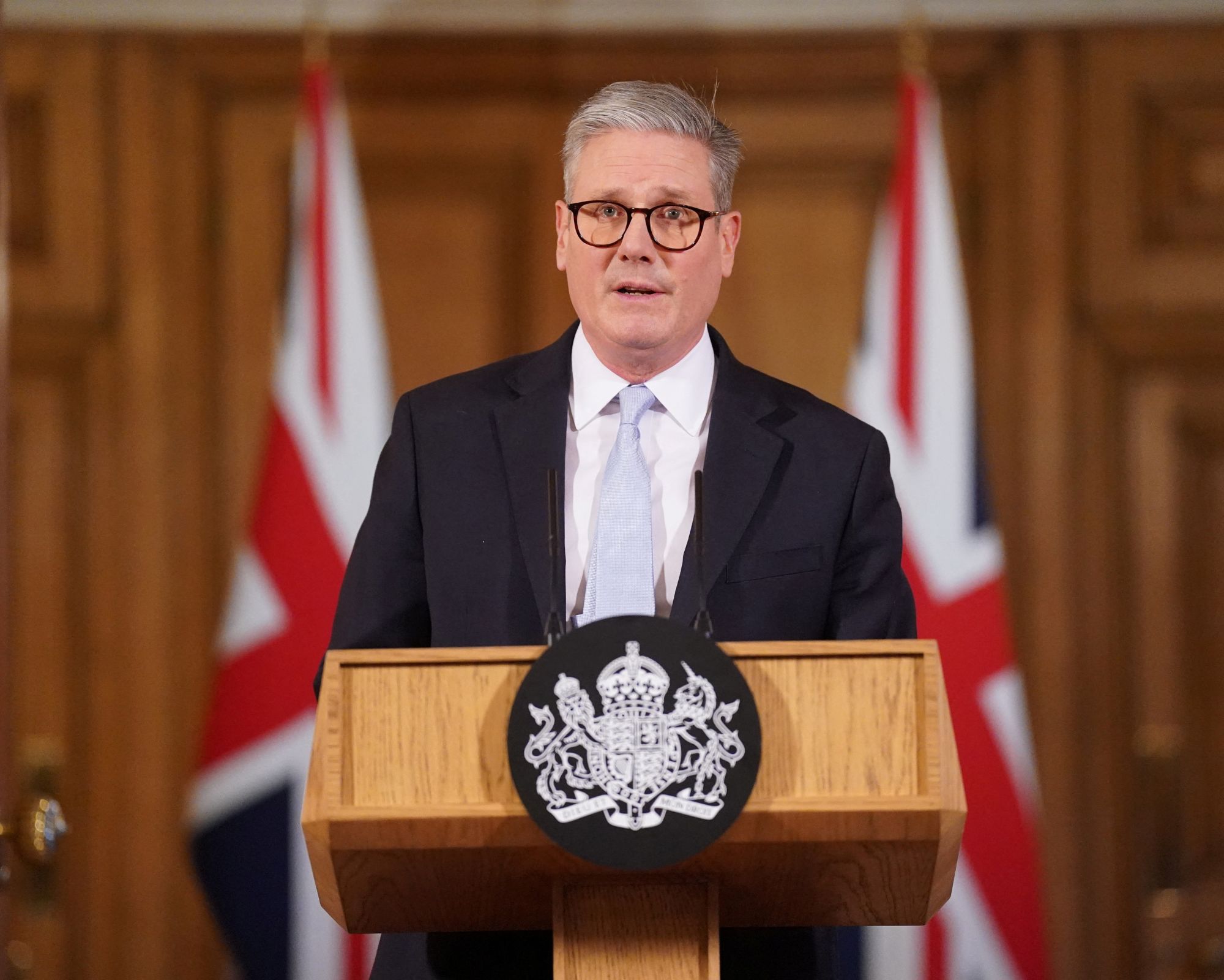 لندن به‌دنبال بازگشایی تنگه هرمز: نشست ۳۵ کشور برای حل بحران انرژی جهان