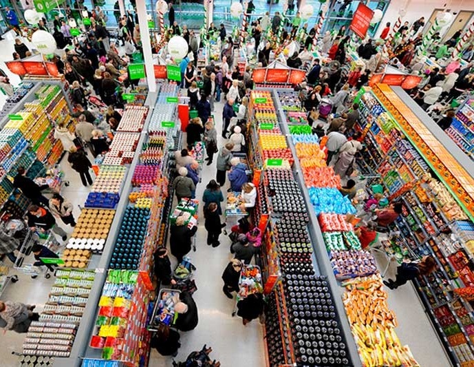 اقتصاد ایران پس از جنگ، در آستانه فروپاشی کامل