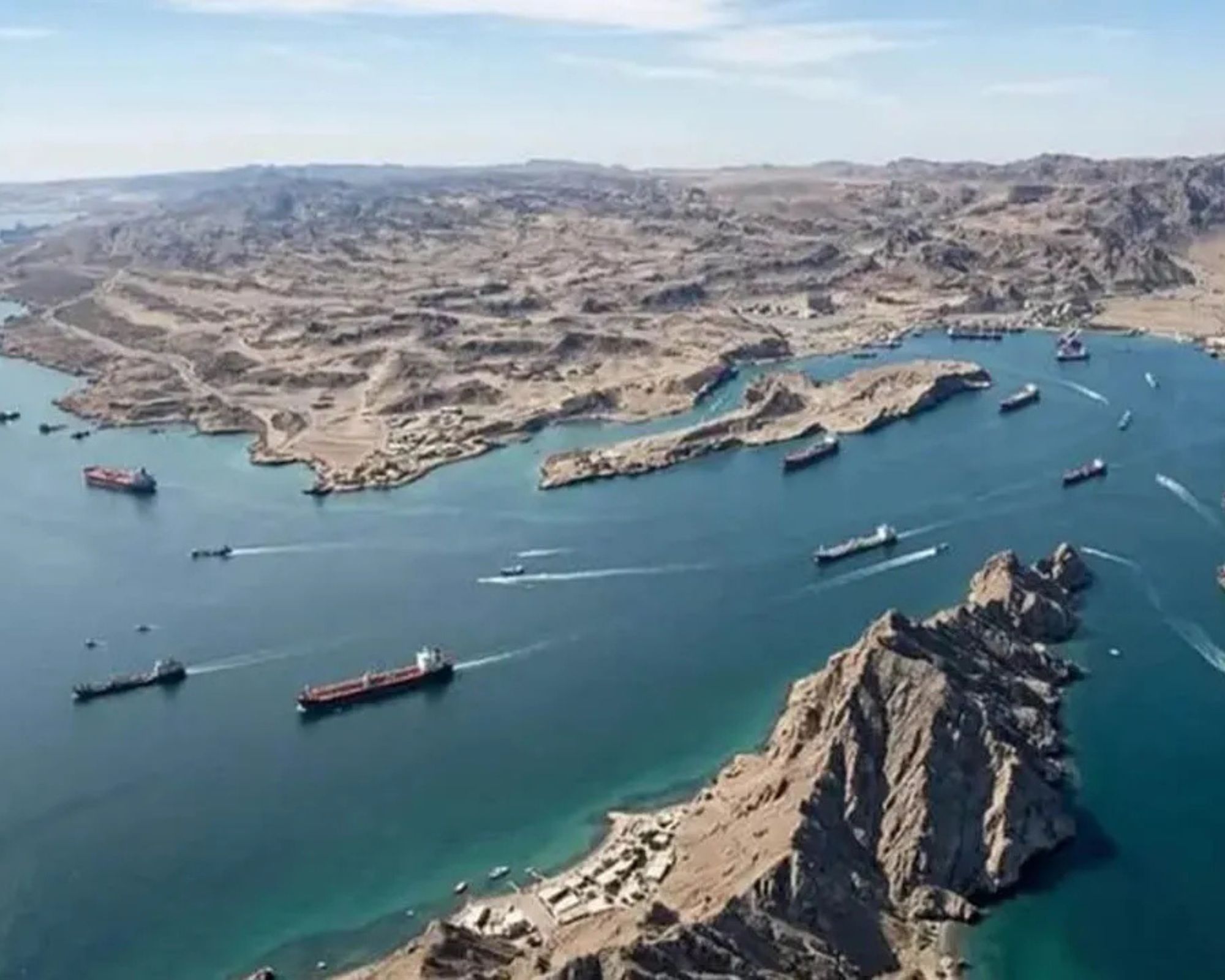 تنگه هرمز؛ برگ برنده یا پاشنه آشیل جمهوری اسلامی؟