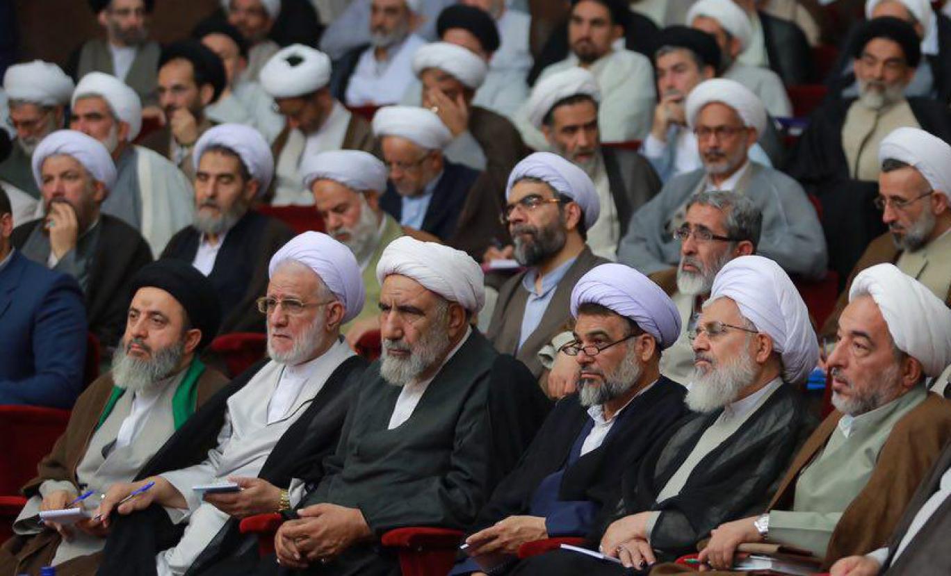 روحانیت آبروباخته