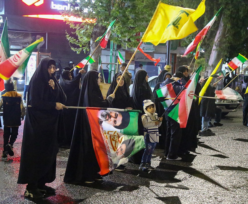 پول برای نیابتی‌ها، بحران معیشت برای مردم ایران؛ زوج‌ها حلقه ازدواجشان را می‌فروشند