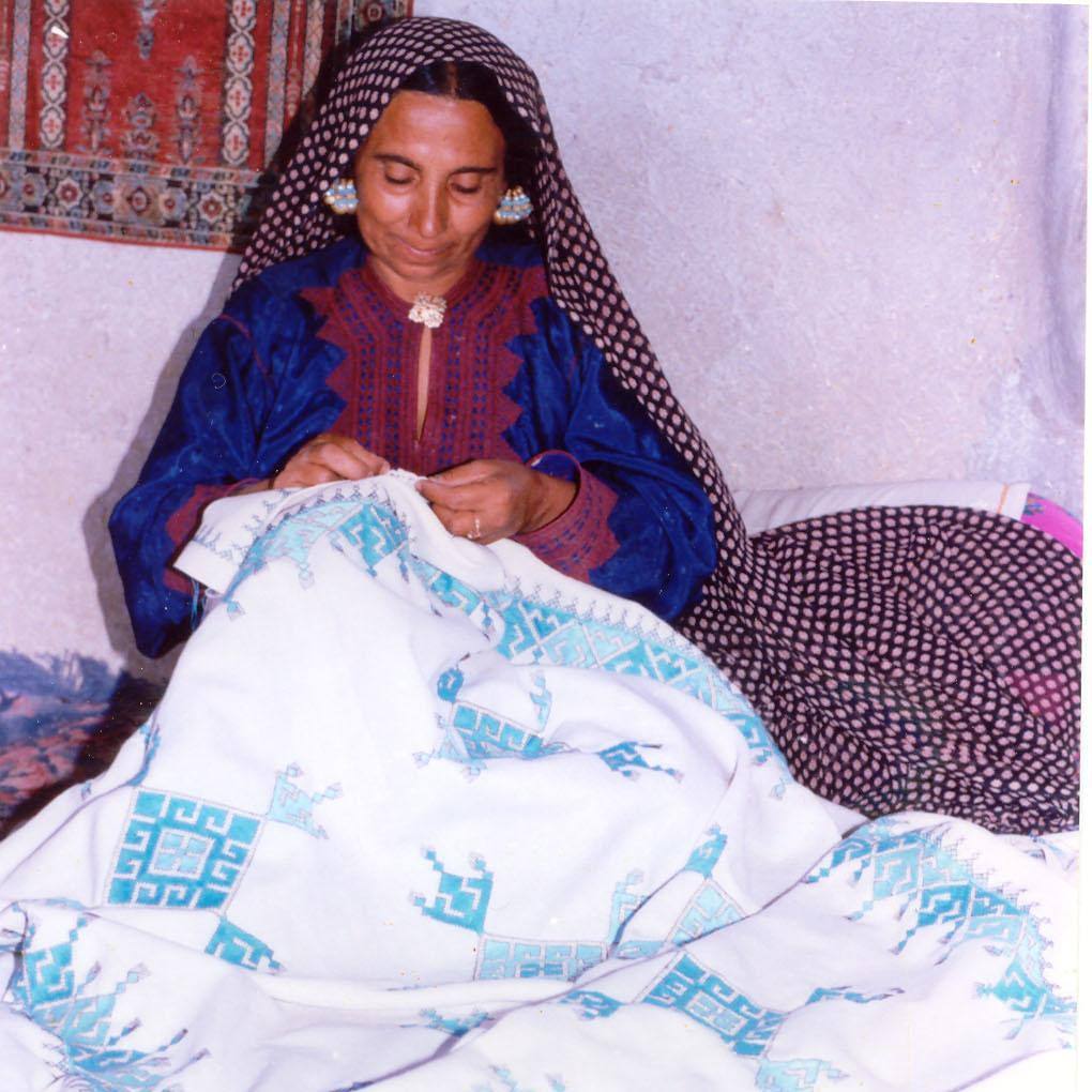 زرخاتون عظیمی ایرندگانی.jpg