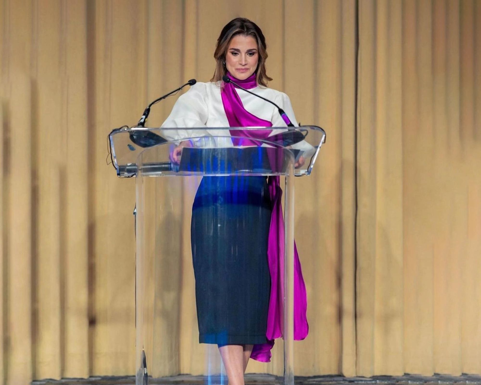 ملکه رانیا اردن.jpg
