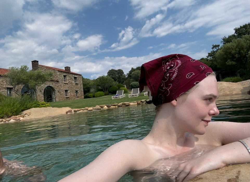 Elle Fanning.jpg